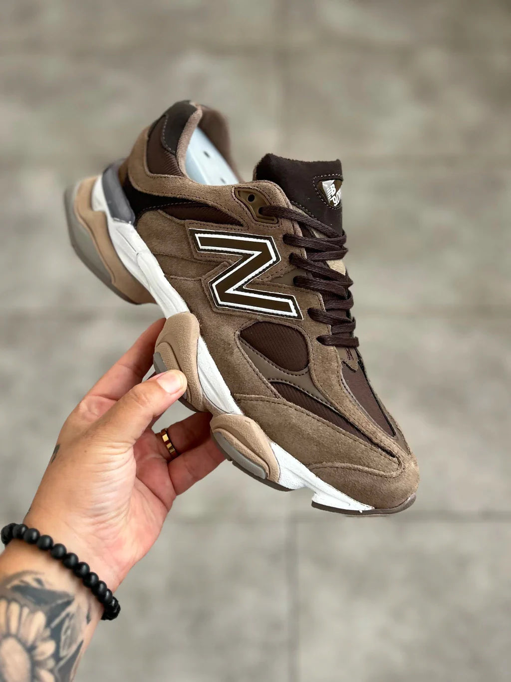 New Balance 9060 - Marrom