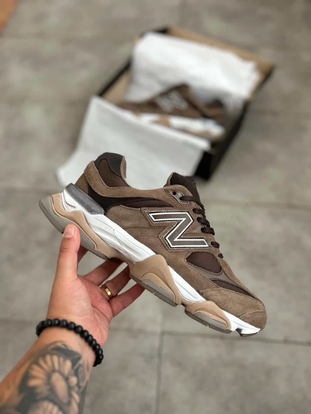 New Balance 9060 - Marrom