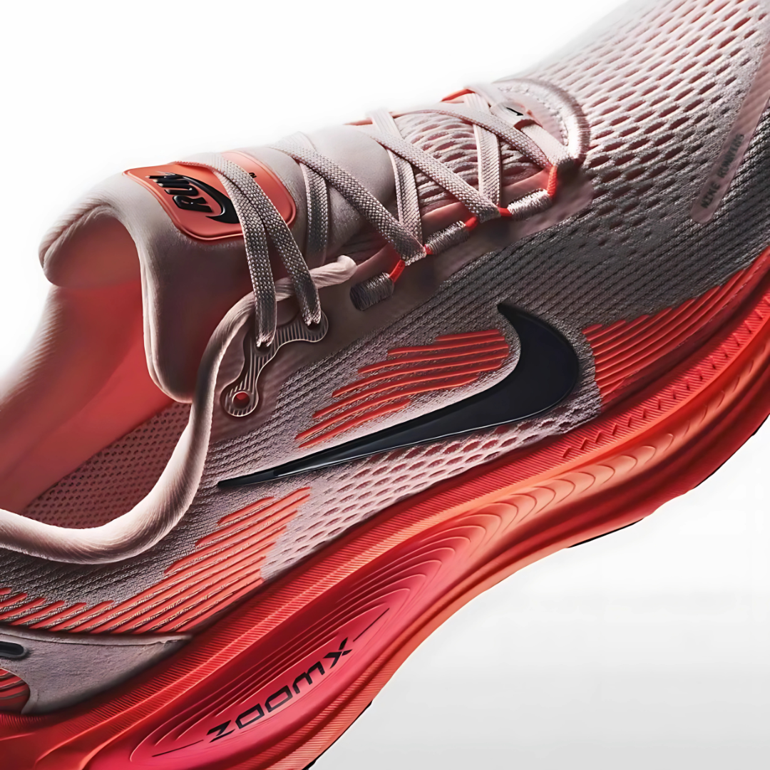 Nike Vomero 18 - Laranja/Vermelho