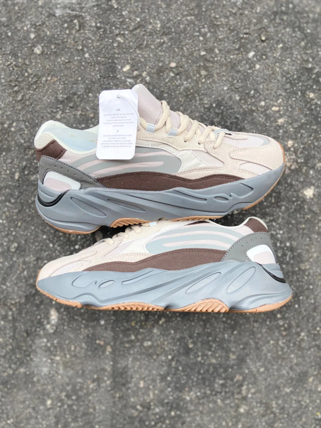 Adidas Yeezy 700 V2 - Tephra