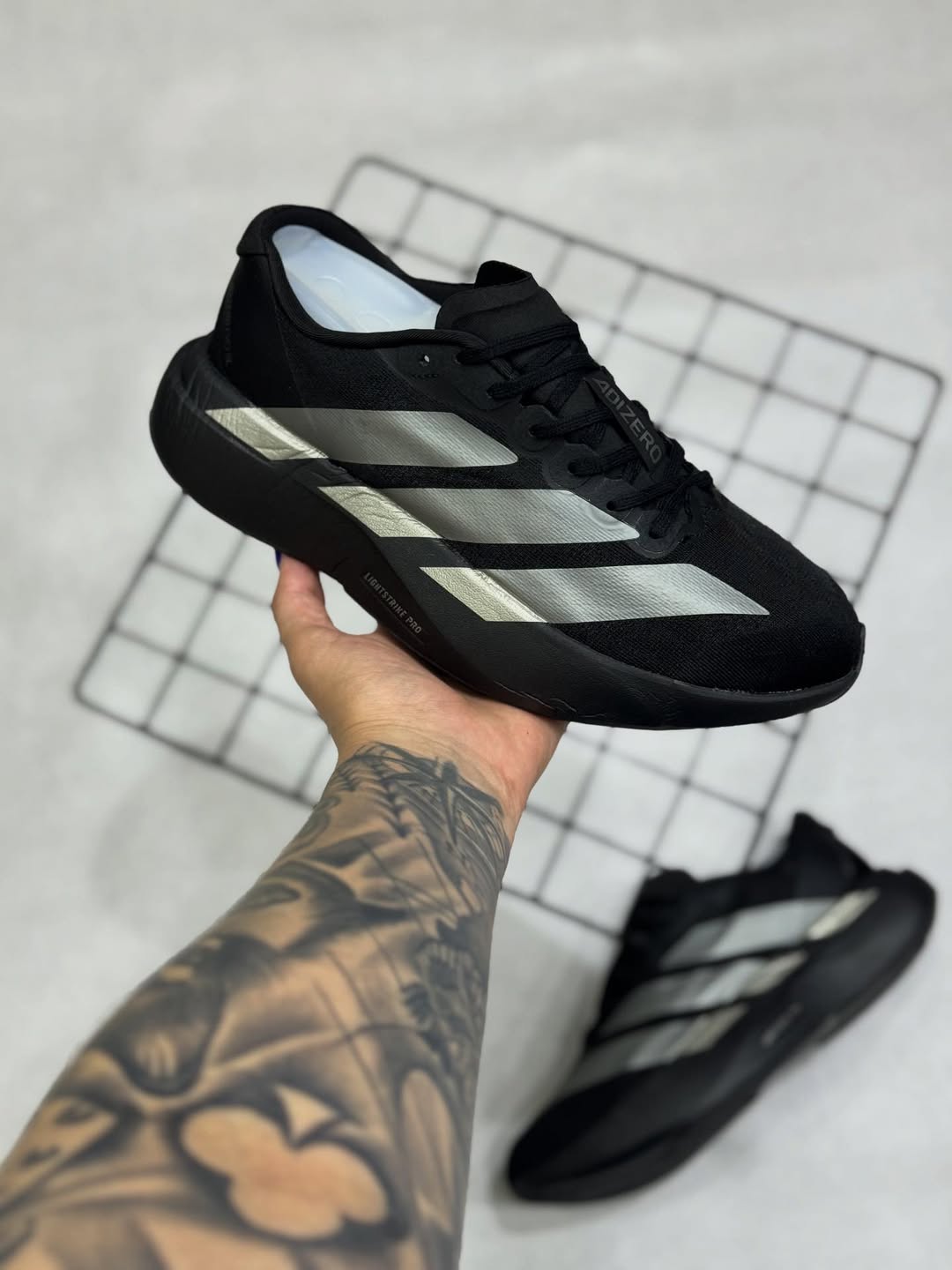 Adidas Adizero - EVO SL Preto e Prata