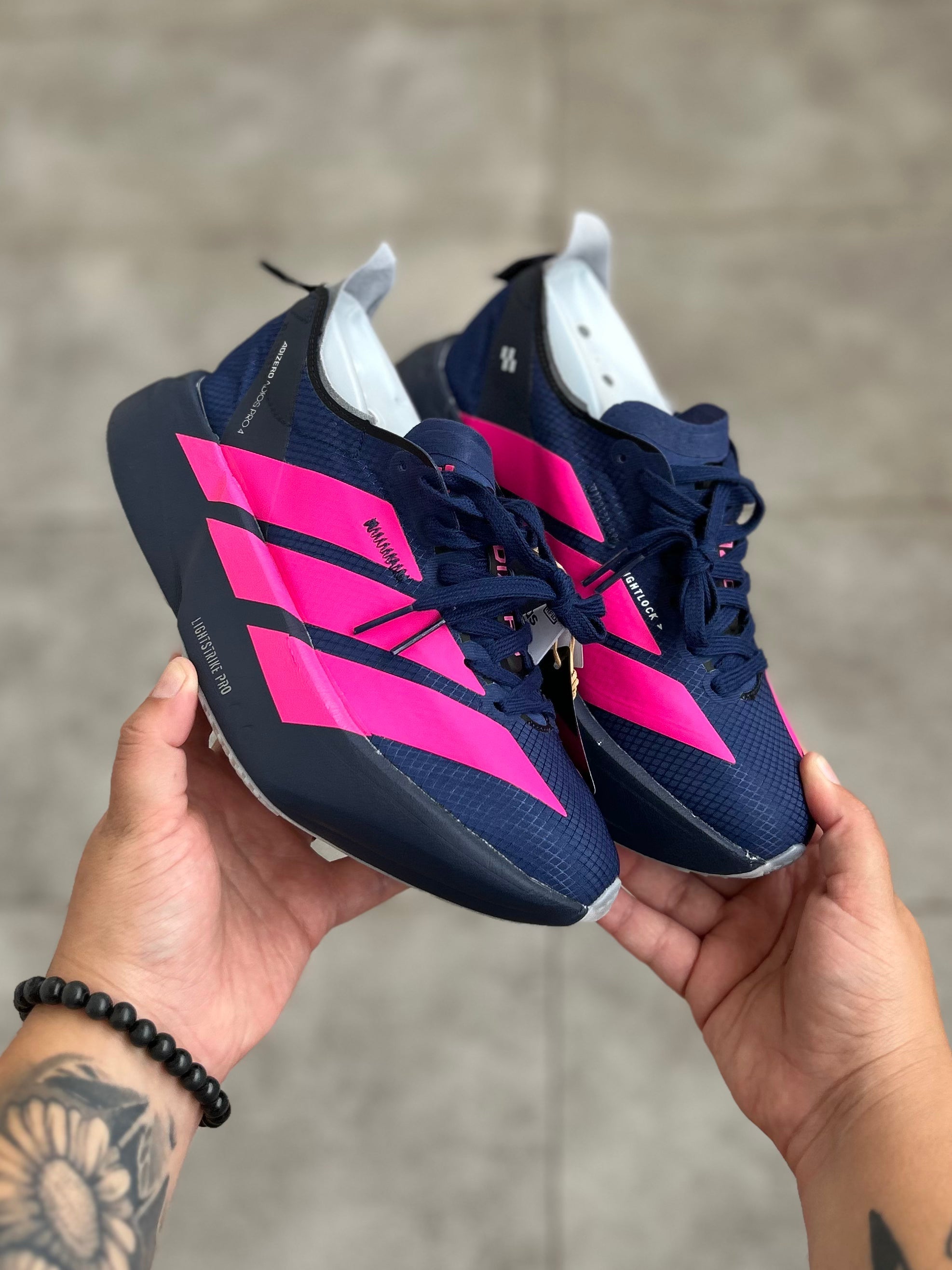Adidas Adizero - Preto e Rosa