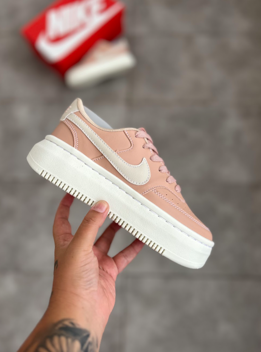 Nike Court Vision - Rosa