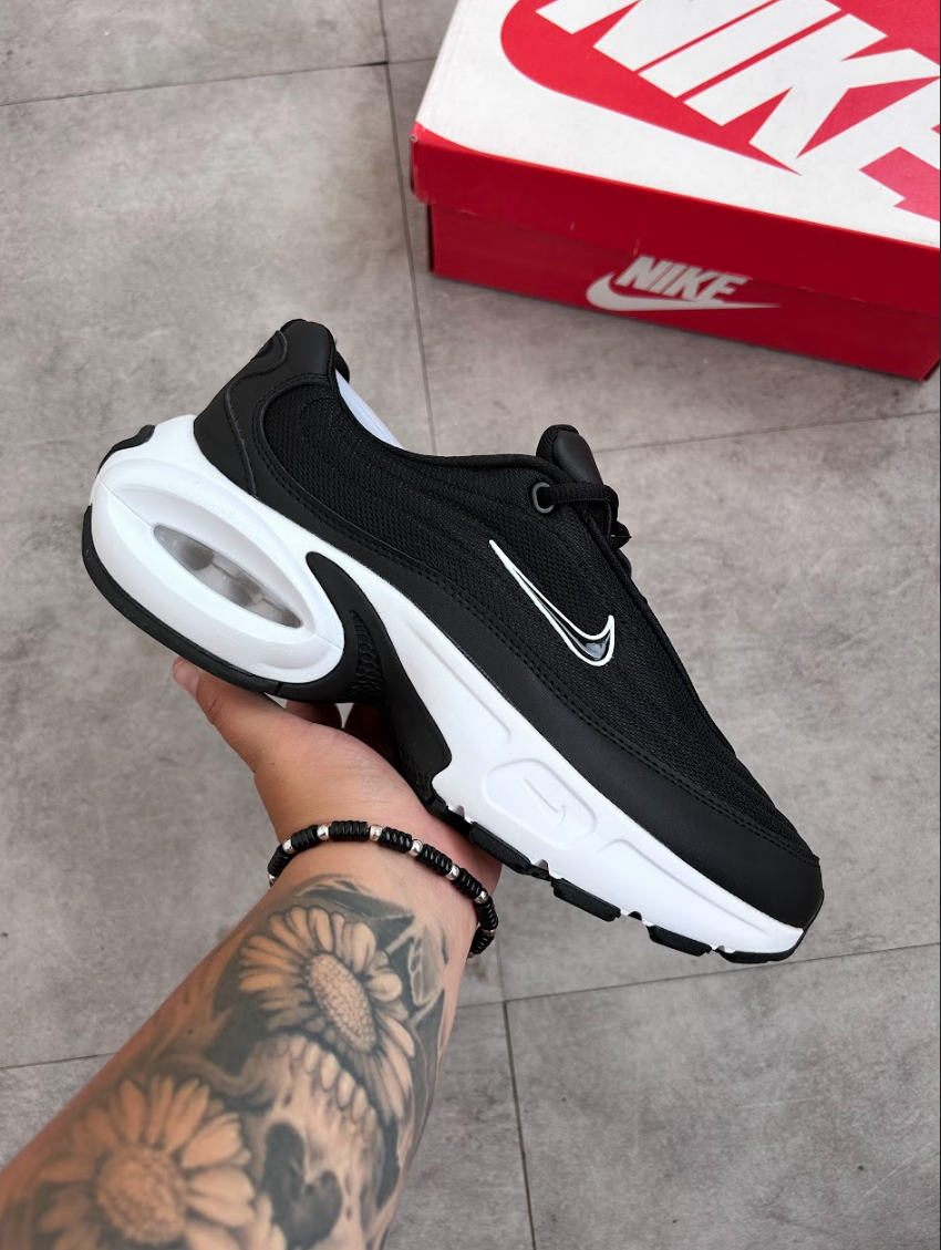 Nike Portal - Preto com Branco