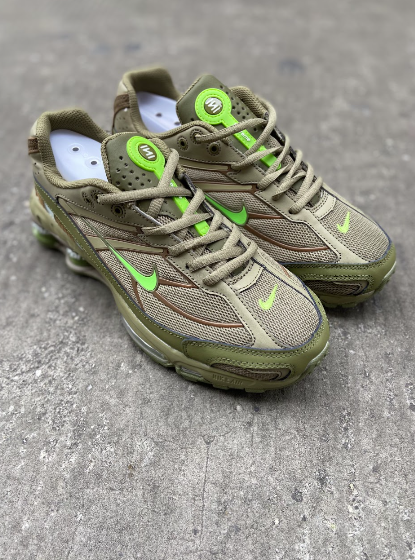 Nike Shox R2 Supreme - Verde e Bege