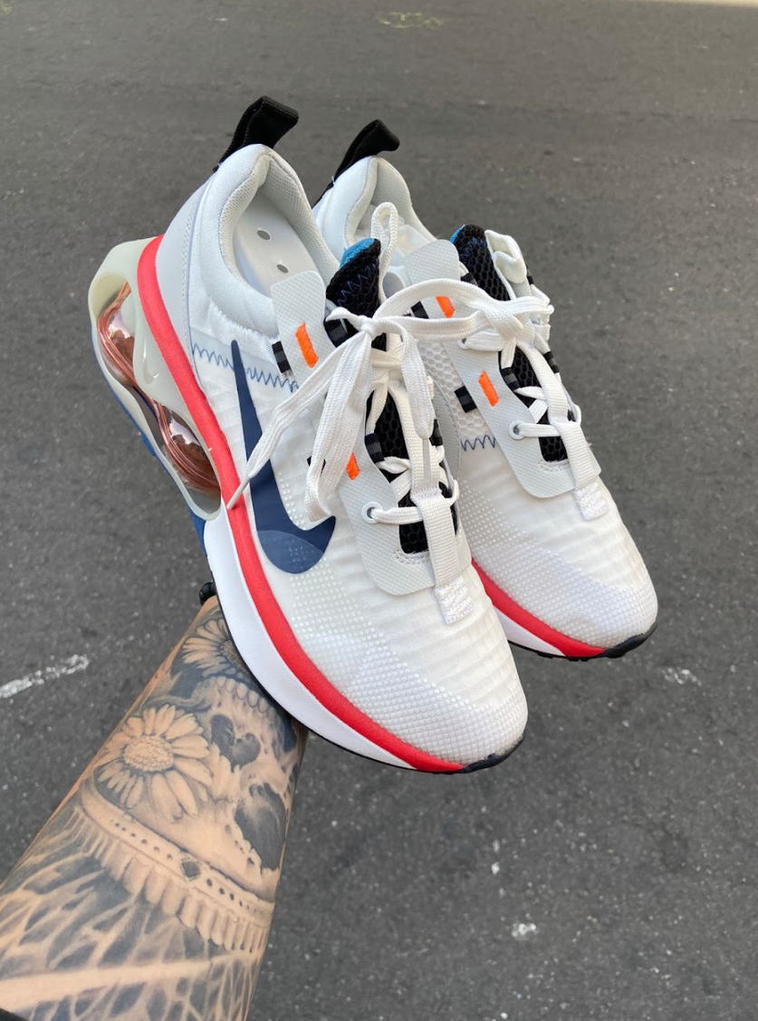 Nike Air Max 2021 - Branco e Azul/Rosa