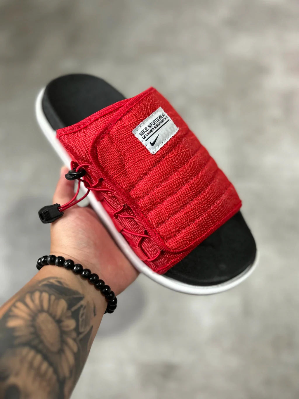 Chinelo Nike Asuna - Vermelho