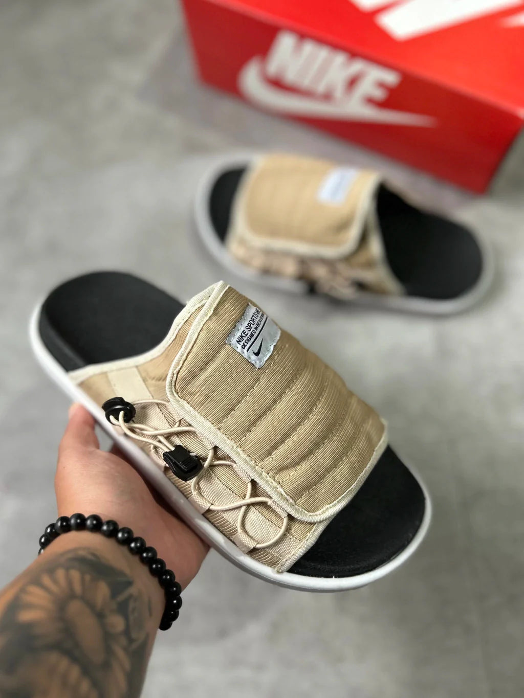 Chinelo Nike Asuna - Bege