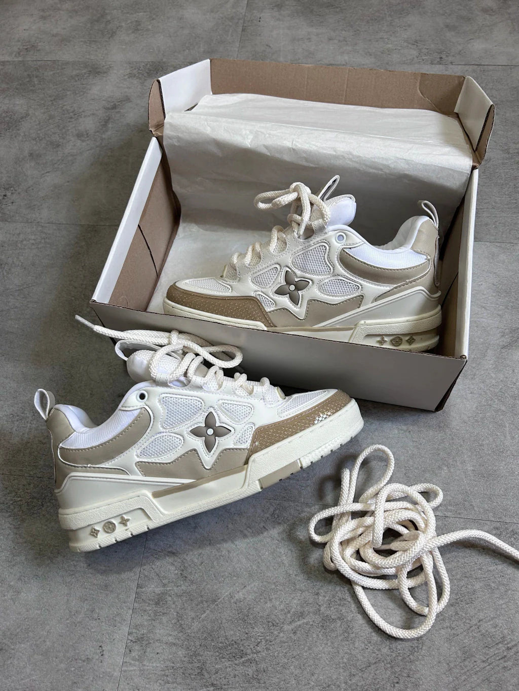 Louis Vuitton Skate - Bege