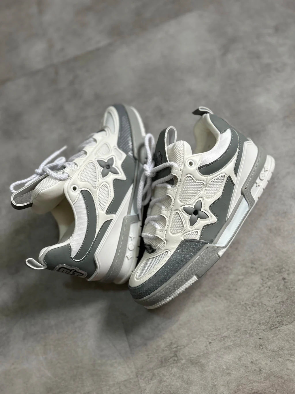 Louis Vuitton Skate - Cinza