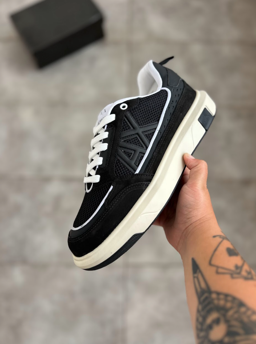 Armani Exchange - Preto