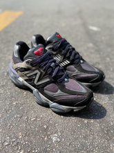 New Balance 9060 - Cinza e Preto