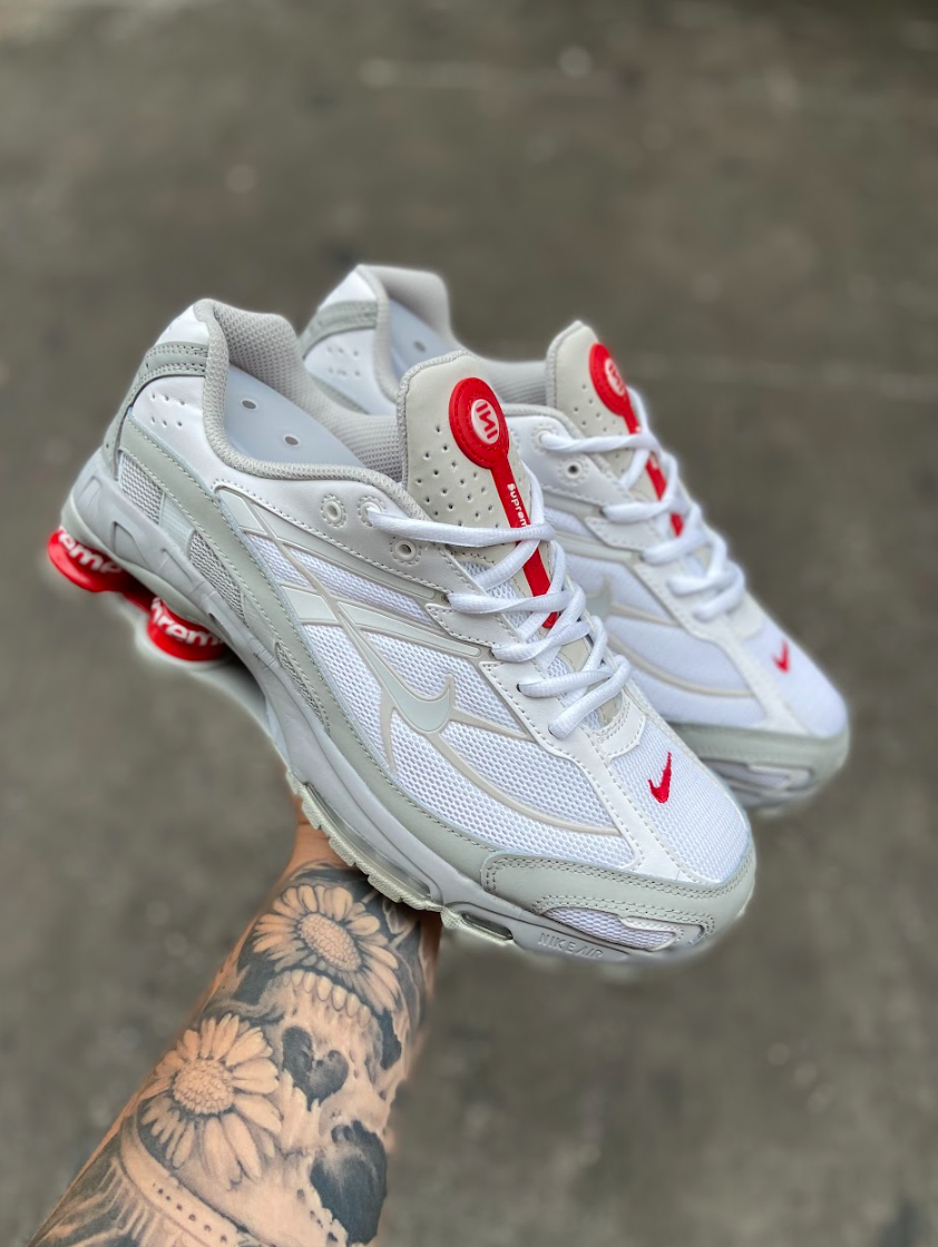 Nike Shox R2 Supreme - Branco