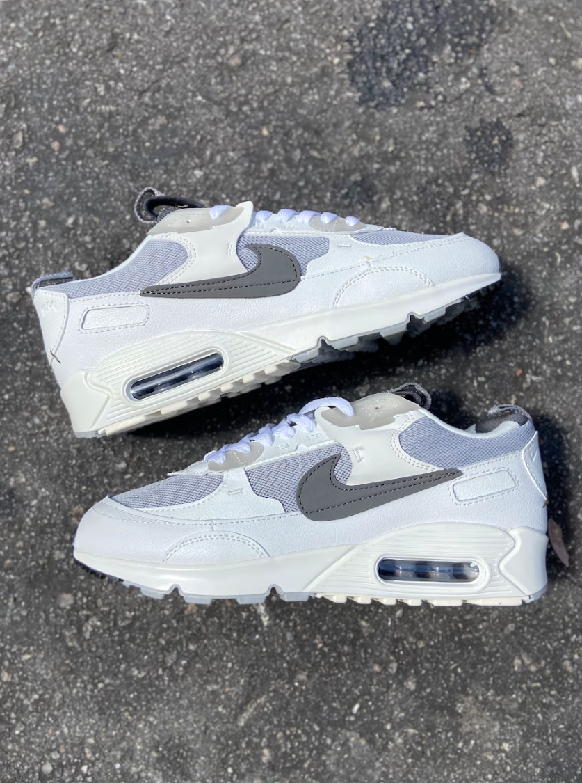 Nike Air Max 90 - Branco com Cinza
