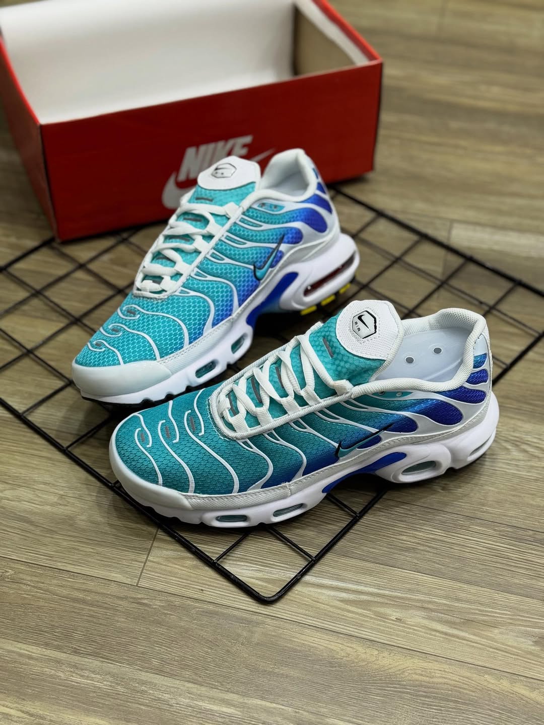 Nike Air Max TN Plus - Aqua Blue