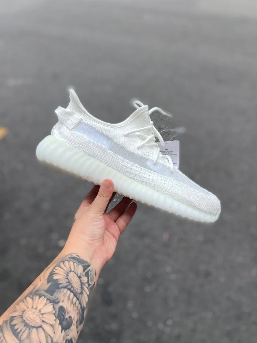 Adidas Yeezy Boost 350 V2 - Bone - Importado