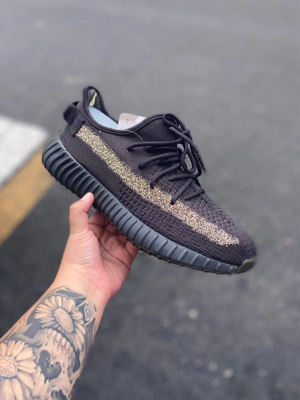 Adidas Yeezy Boost 350 V2 - Cinder Non Reflective - Importado