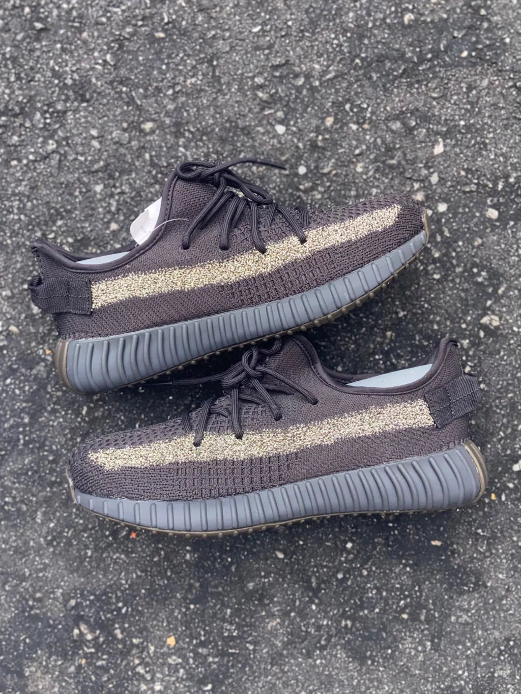 Adidas Yeezy Boost 350 V2 - Cinder Non Reflective - Importado