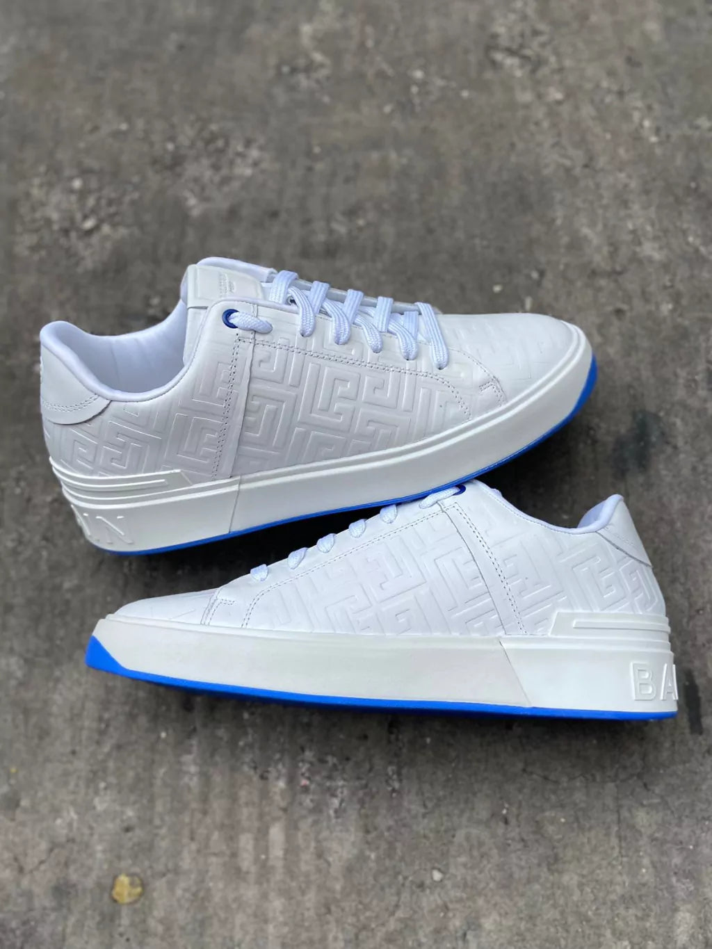 Balmain - Branco e Azul